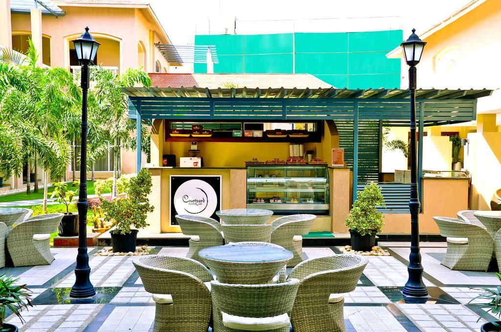 Pramod Convention & Club Resort Cuttack Exterior foto